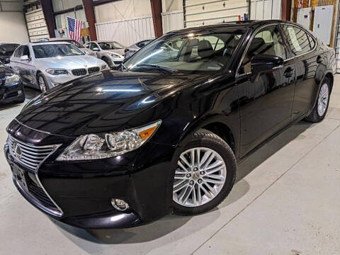 2015 Lexus ES  FWD photo