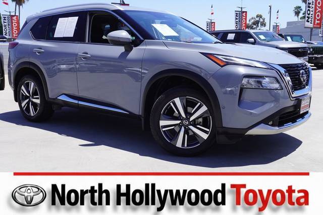2021 Nissan Rogue Platinum FWD photo
