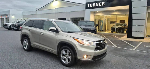 2015 Toyota Highlander Limited AWD photo