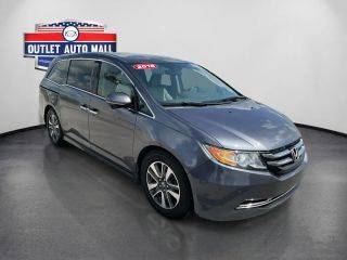 2016 Honda Odyssey Touring FWD photo