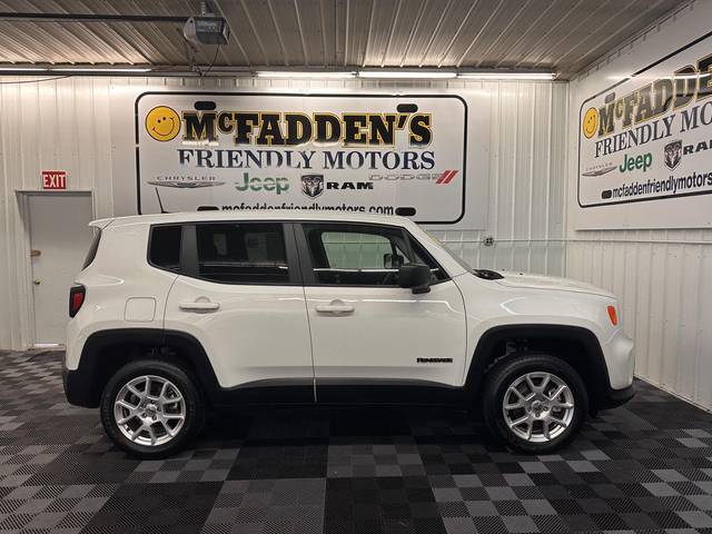 2023 Jeep Renegade Latitude 4WD photo