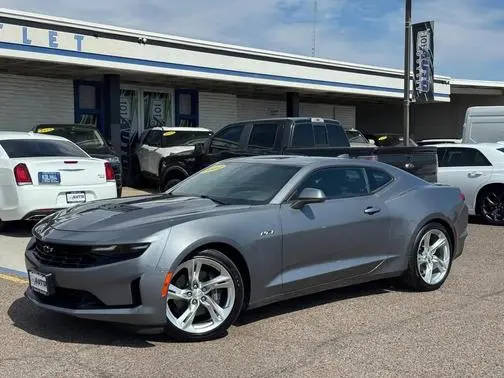 2022 Chevrolet Camaro LT1 RWD photo