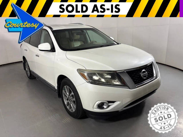 2015 Nissan Pathfinder SL photo