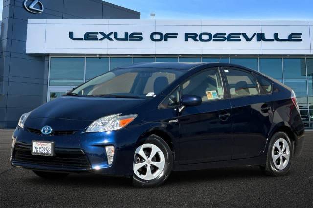 2015 Toyota Prius Two FWD photo