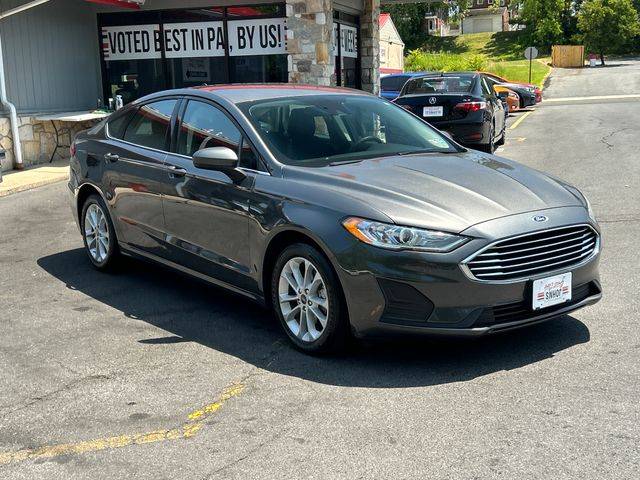 2020 Ford Fusion SE FWD photo