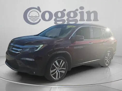 2016 Honda Pilot Touring AWD photo