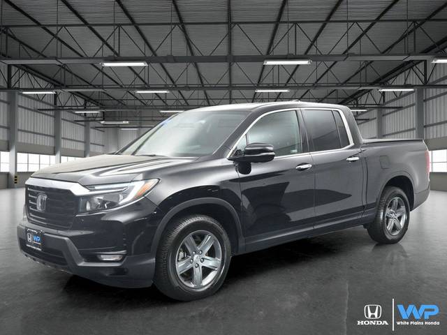 2023 Honda Ridgeline RTL-E AWD photo