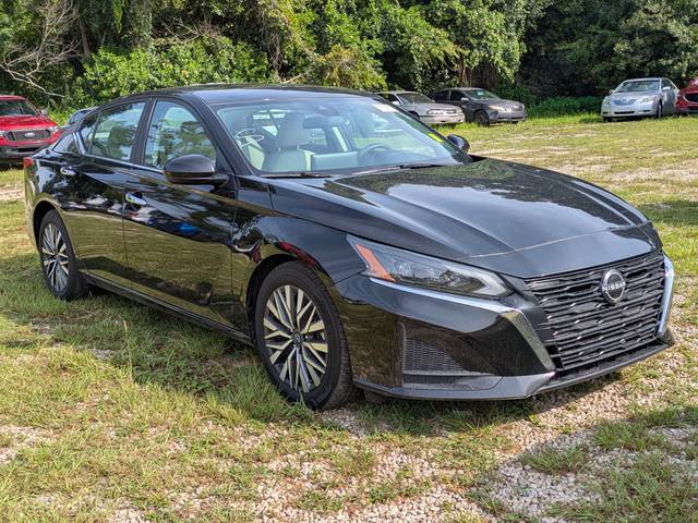 2023 Nissan Altima 2.5 SV FWD photo