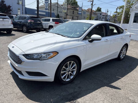 2017 Ford Fusion SE FWD photo