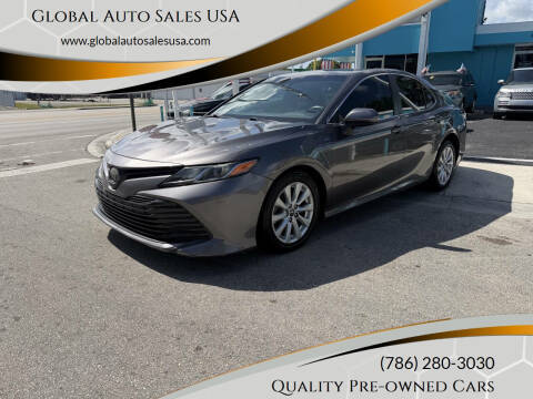 2018 Toyota Camry SE FWD photo