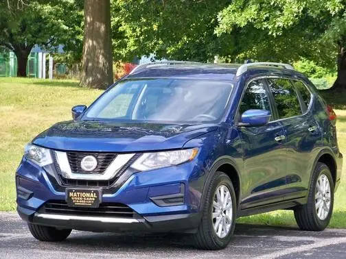 2018 Nissan Rogue SV FWD photo