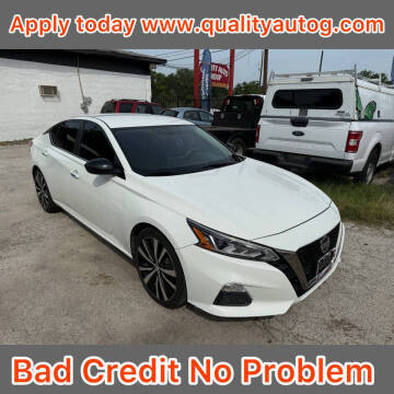 2019 Nissan Altima 2.5 SR FWD photo