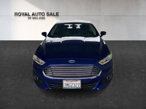 2015 Ford Fusion SE FWD photo