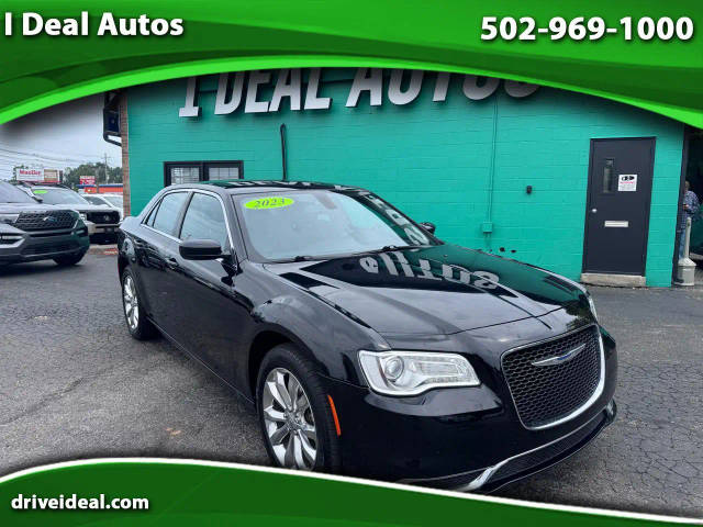2023 Chrysler 300 Touring AWD photo