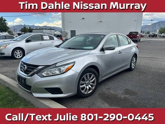2017 Nissan Altima 2.5 FWD photo