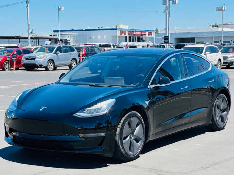 2018 Tesla Model 3 Long Range Battery RWD photo