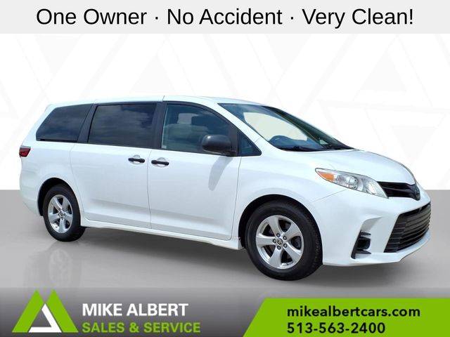 2020 Toyota Sienna L FWD photo