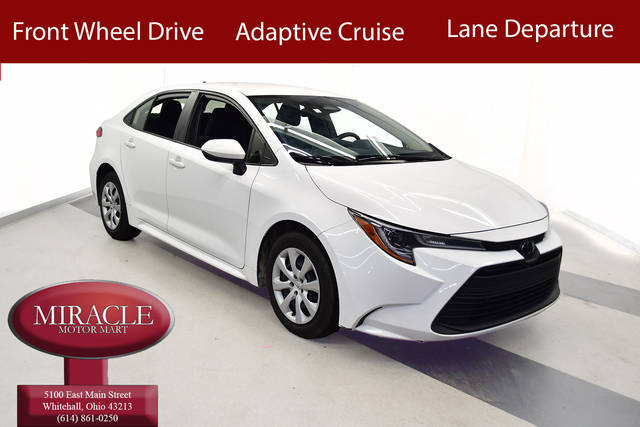 2023 Toyota Corolla LE FWD photo