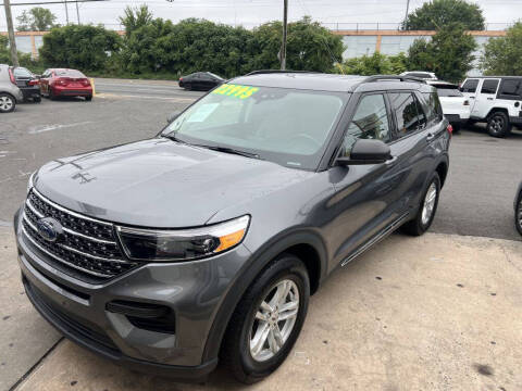 2021 Ford Explorer XLT 4WD photo