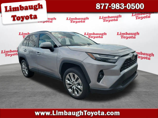 2022 Toyota RAV4 XLE Premium FWD photo