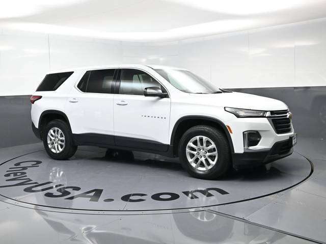 2022 Chevrolet Traverse LS FWD photo