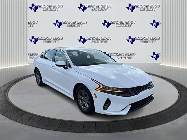 2023 Kia K5 LXS FWD photo