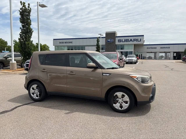 2015 Kia Soul Base FWD photo