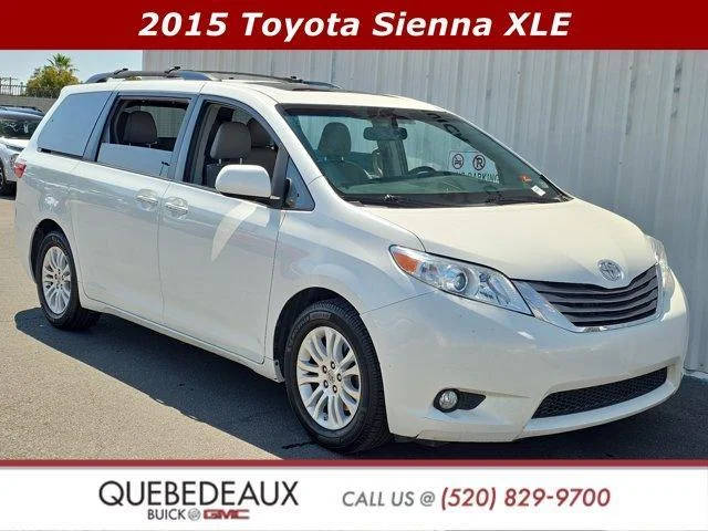 2015 Toyota Sienna XLE FWD photo