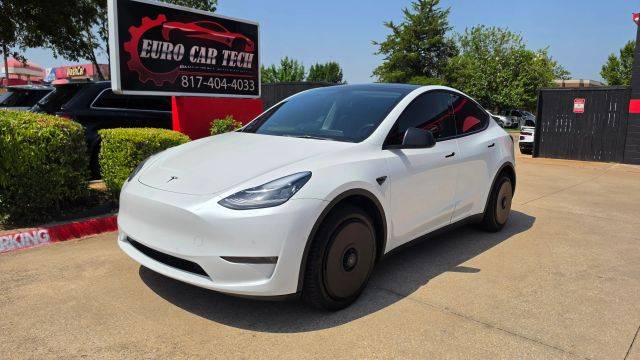 2021 Tesla Model Y Long Range AWD photo