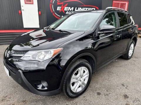 2015 Toyota RAV4 LE AWD photo