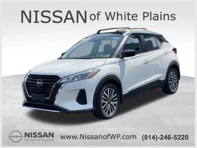2023 Nissan Kicks SV FWD photo