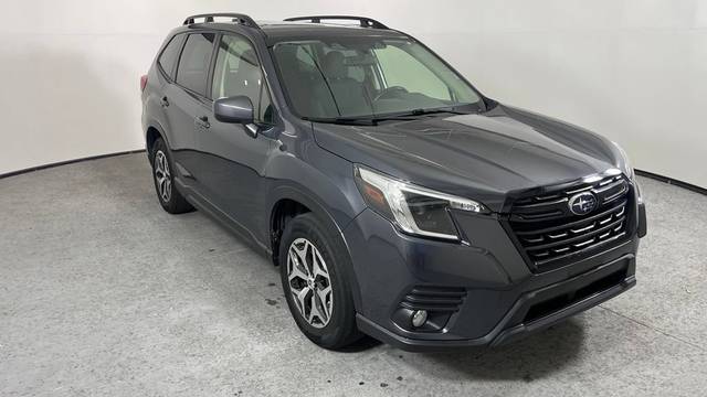 2022 Subaru Forester Premium AWD photo