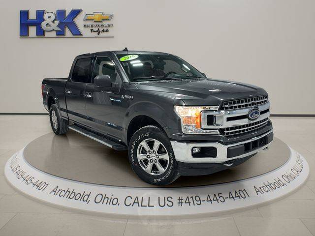 2019 Ford F-150 XLT 4WD photo