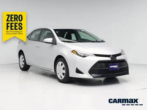 2018 Toyota Corolla LE FWD photo