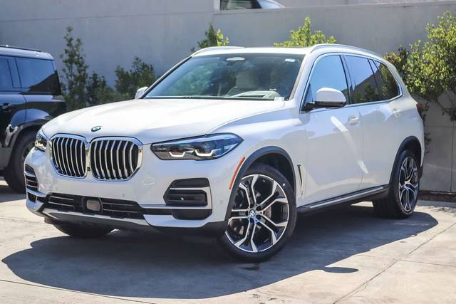 2022 BMW X5 xDrive40i AWD photo