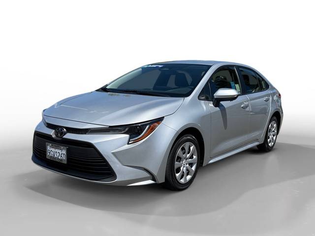 2023 Toyota Corolla LE FWD photo