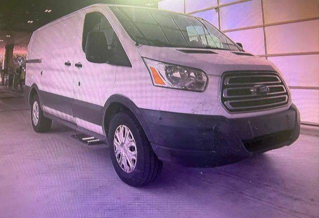 2017 Ford Transit Van RWD photo