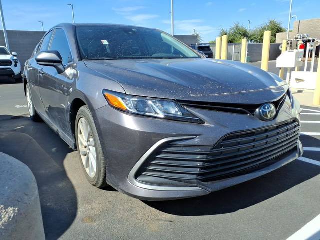 2022 Toyota Camry LE FWD photo
