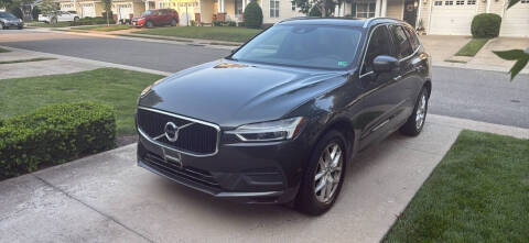 2019 Volvo XC60 Momentum FWD photo