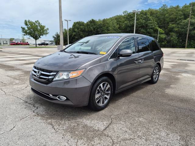 2016 Honda Odyssey Touring Elite FWD photo