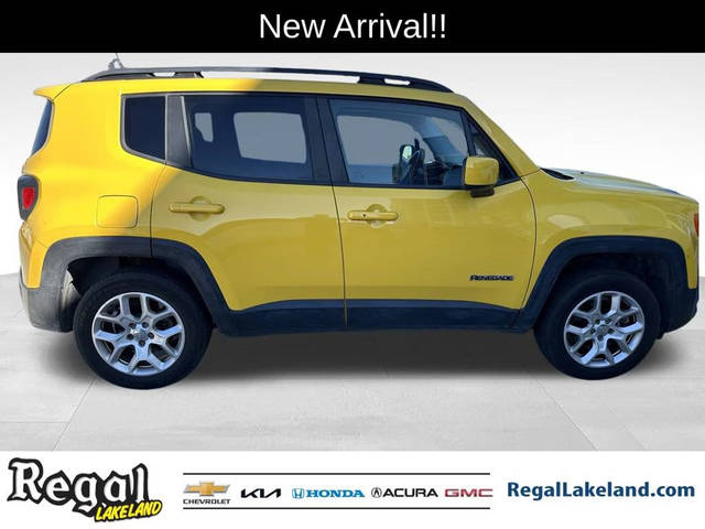 2015 Jeep Renegade Latitude 4WD photo