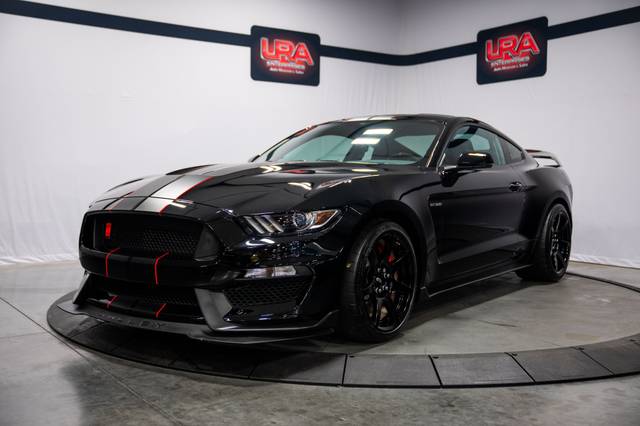 2016 Ford Mustang Shelby GT350R RWD photo