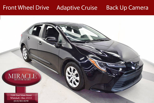 2023 Toyota Corolla LE FWD photo