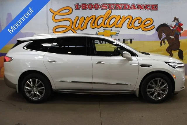 2022 Buick Enclave Premium AWD photo