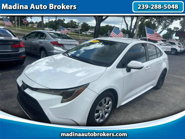 2021 Toyota Corolla LE FWD photo
