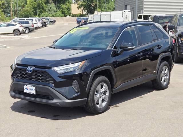 2022 Toyota RAV4 Hybrid XLE AWD photo
