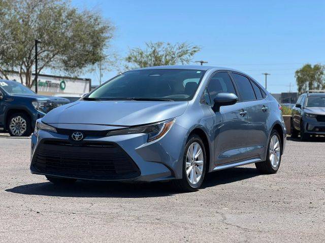 2023 Toyota Corolla LE FWD photo