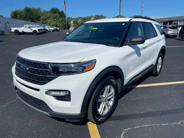 2022 Ford Explorer XLT 4WD photo