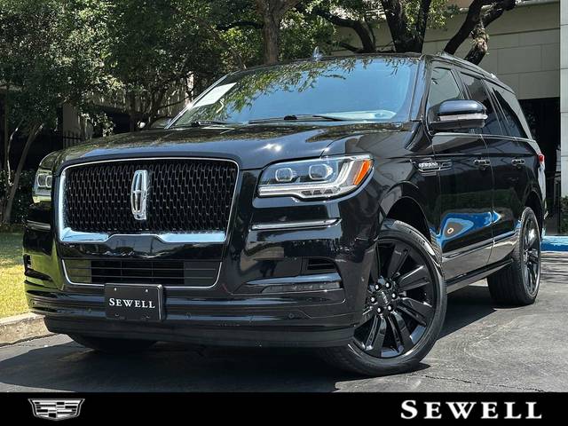 2022 Lincoln Navigator Reserve 4WD photo