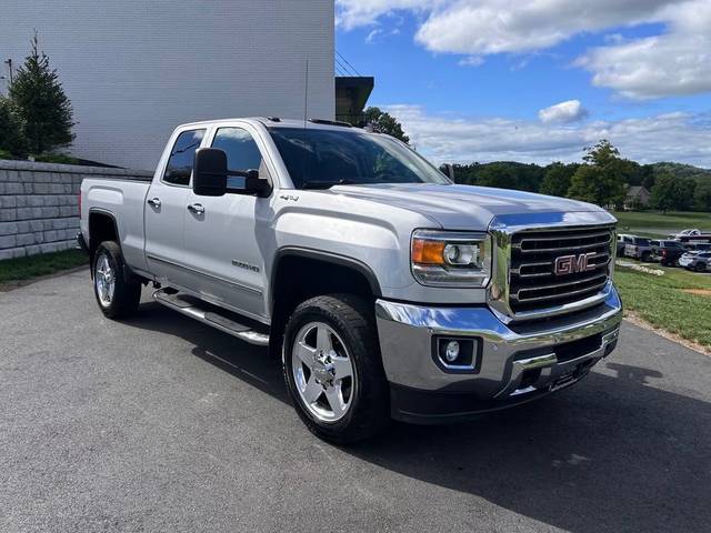 2015 GMC Sierra 2500HD SLT 4WD photo